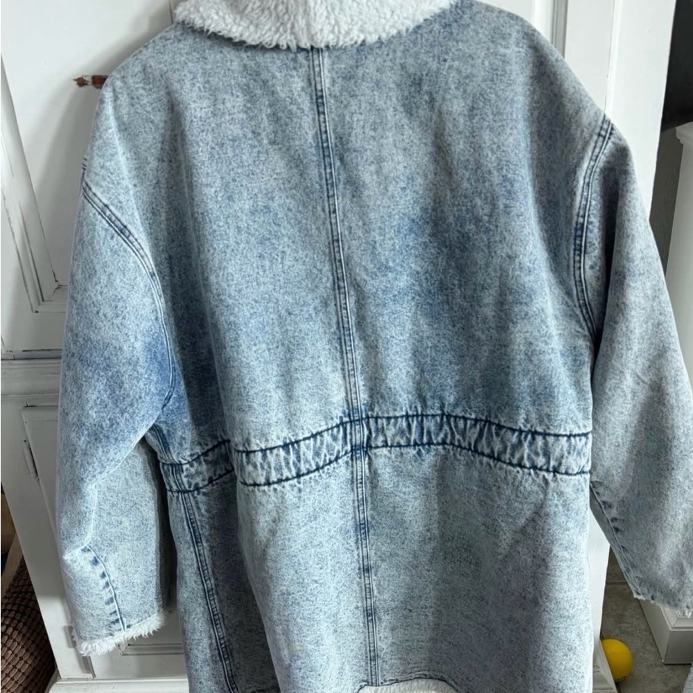 Women’s or Unisex Blue Denim Jacket with White Sherpa Lining - XXL